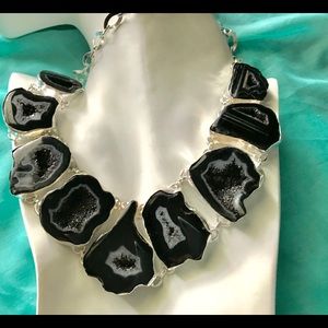 BLACK AGATE BOTSWANA NECKLACE. HANDMADE.